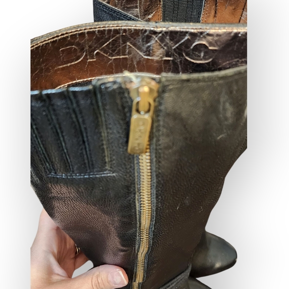 🖤2000's Black Leather Knee-High Boots - Picture 8 of 9